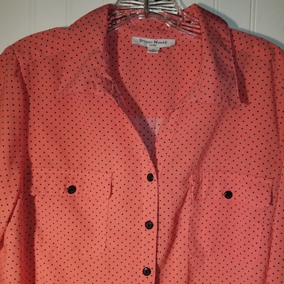NWOT Studio Works PL Peach/Black LS blouse - Picture 4 of 9